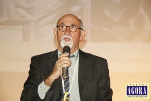 Presidente da AVELA, professor Moacir Saraiva