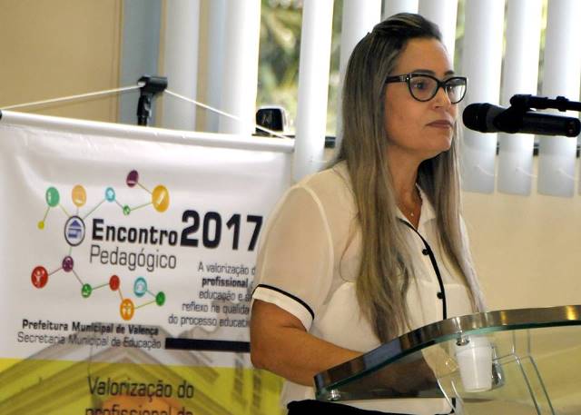 Secretária de Educação, Cyntia Ferreira