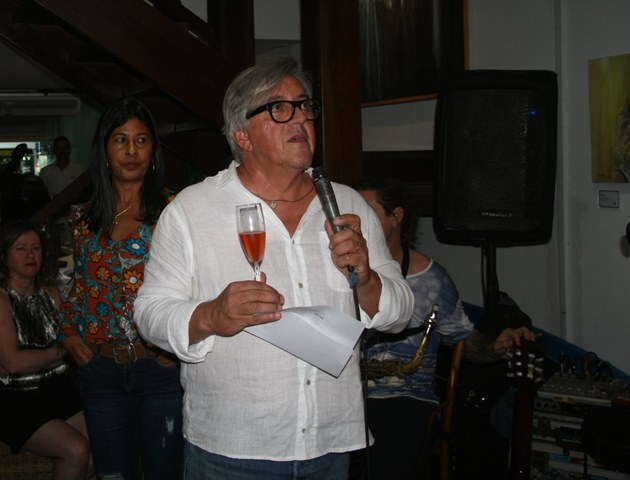 O empresário Carlos Sautchuck na inauguração do vernissage