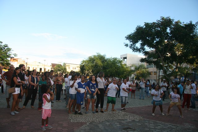 Famílias e amigos comemoraram o Dia Internacional da Síndrome de Down, na Praça da República