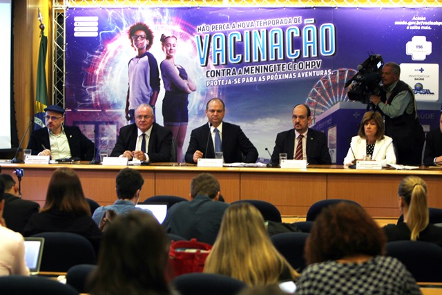 O ministro Ricardo Barros lançou, em Brasília, a Campanha de Mobilização e Comunicação para a Vacinação do Adolescente contra HPV e Meningites