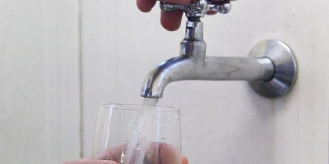 VIDA-E-CIDADANIA-qualidade-agua-torneira-2014