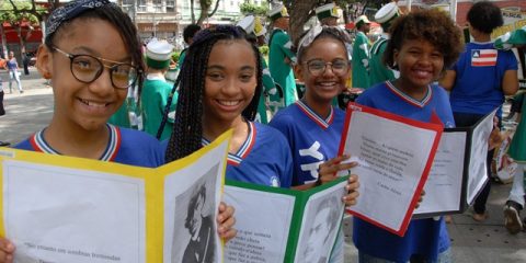 Dia da Poesia com alunos do Colegio Ypiranga - foto. Claudionor Jr (8)