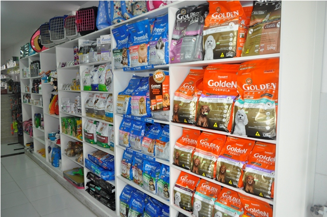 Pet Clin conta com pet shop com uma gama de produtos de qualidade