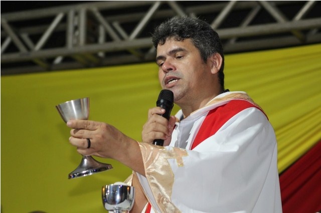 Padre Cristórvam Moreira retorna a Valença para as celebrações de São Pedro