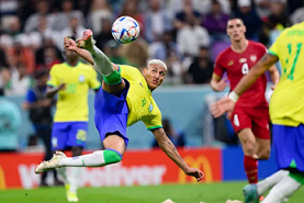 2-Richarlison-brilha-e-Brasil-vence-Sérvia-na-estreia-da-Copa-por-2-x-0-600x400