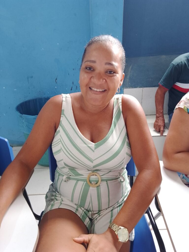 Ariana, moradora da Baixa Alegre (Foto: Valença Agora)