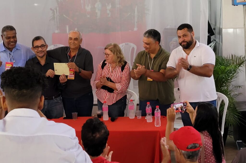 Djalma Galvão, ex-prefeito de Gandu, oficializou seu retorno ao PT. Foto: Valença Agora