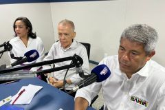 Entrevista-governador-Jerônimo-na-Radio-Valença-FM-2