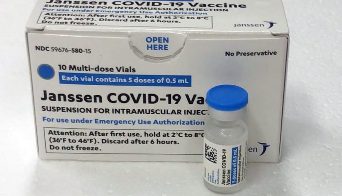 vacina_janssen-3-696x464
