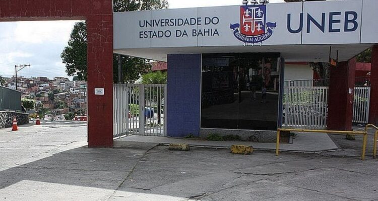 155029,professores-de-universidades-estaduais-baianas-paralisam-atividades-nesta-quarta-3