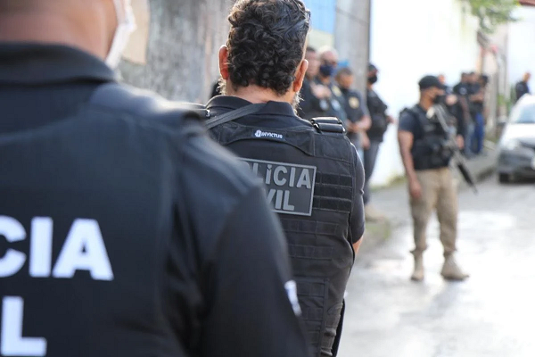 policia-civil-2412692-article