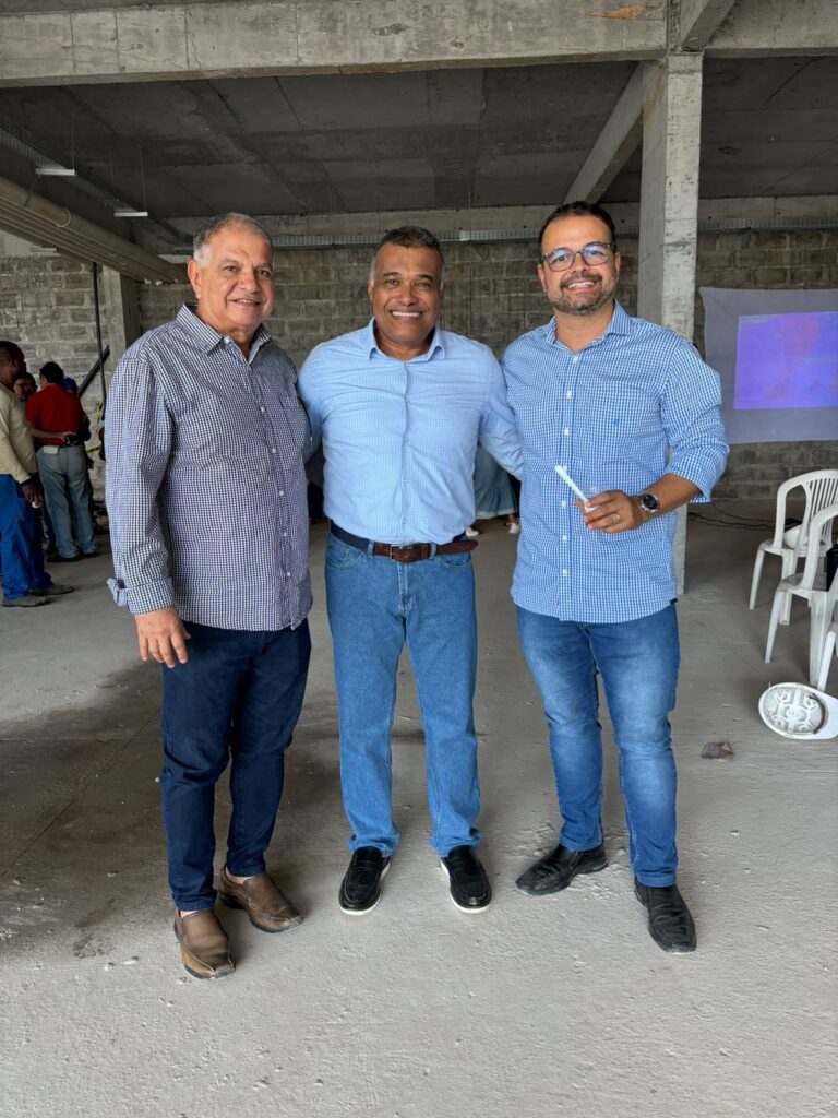 Benedito Passos, Robson Araújo e Lucas Passos