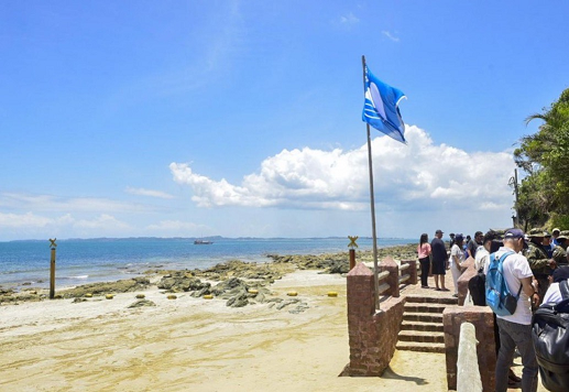 Selo Bandeira Azul qualifica turismo de sol e praia na Bahia Foto Ascom SeturBA